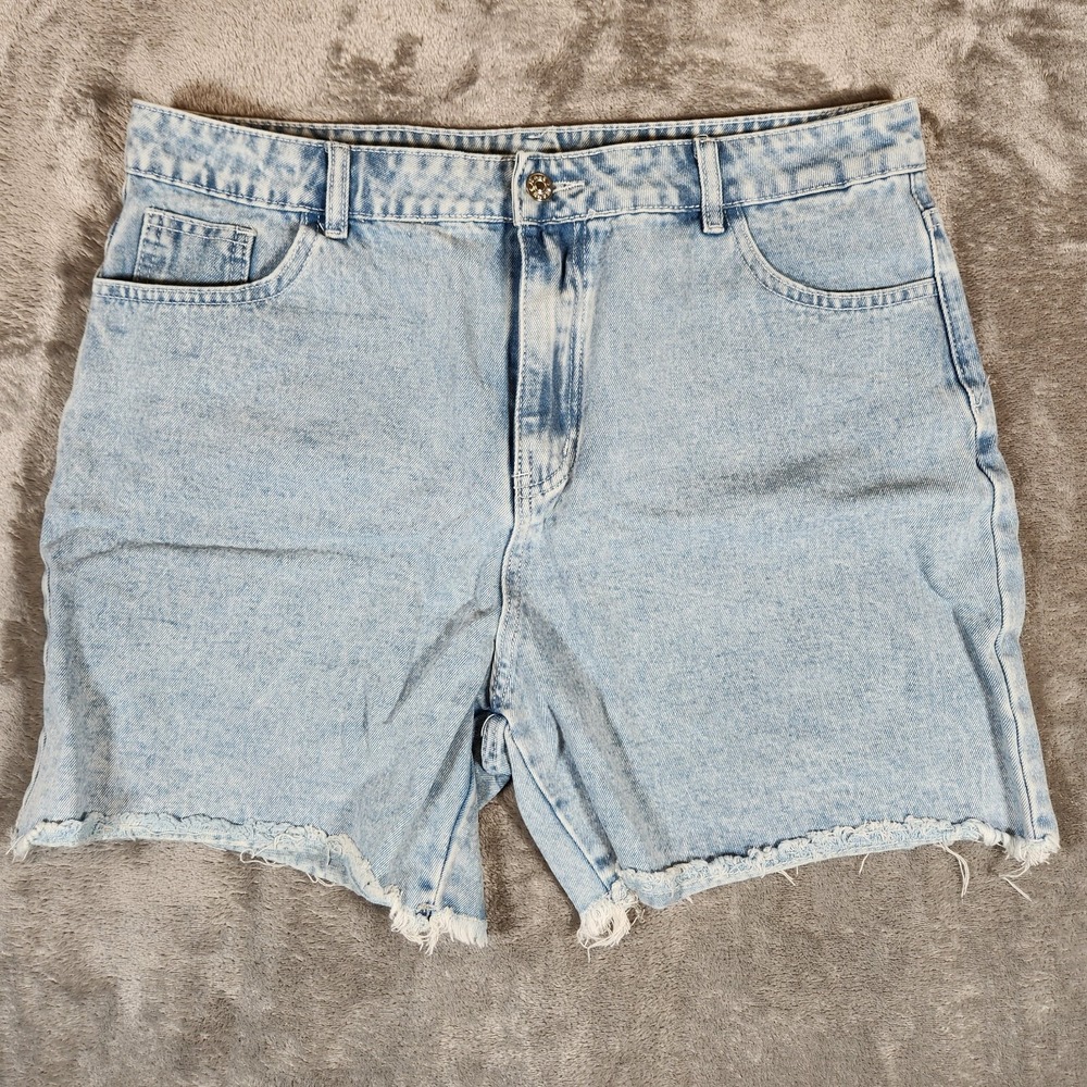 Shein Shorts Women's‎ 14 2XL 35X6 High Rise Cut-Off Denim Mom Light Wash Blue
